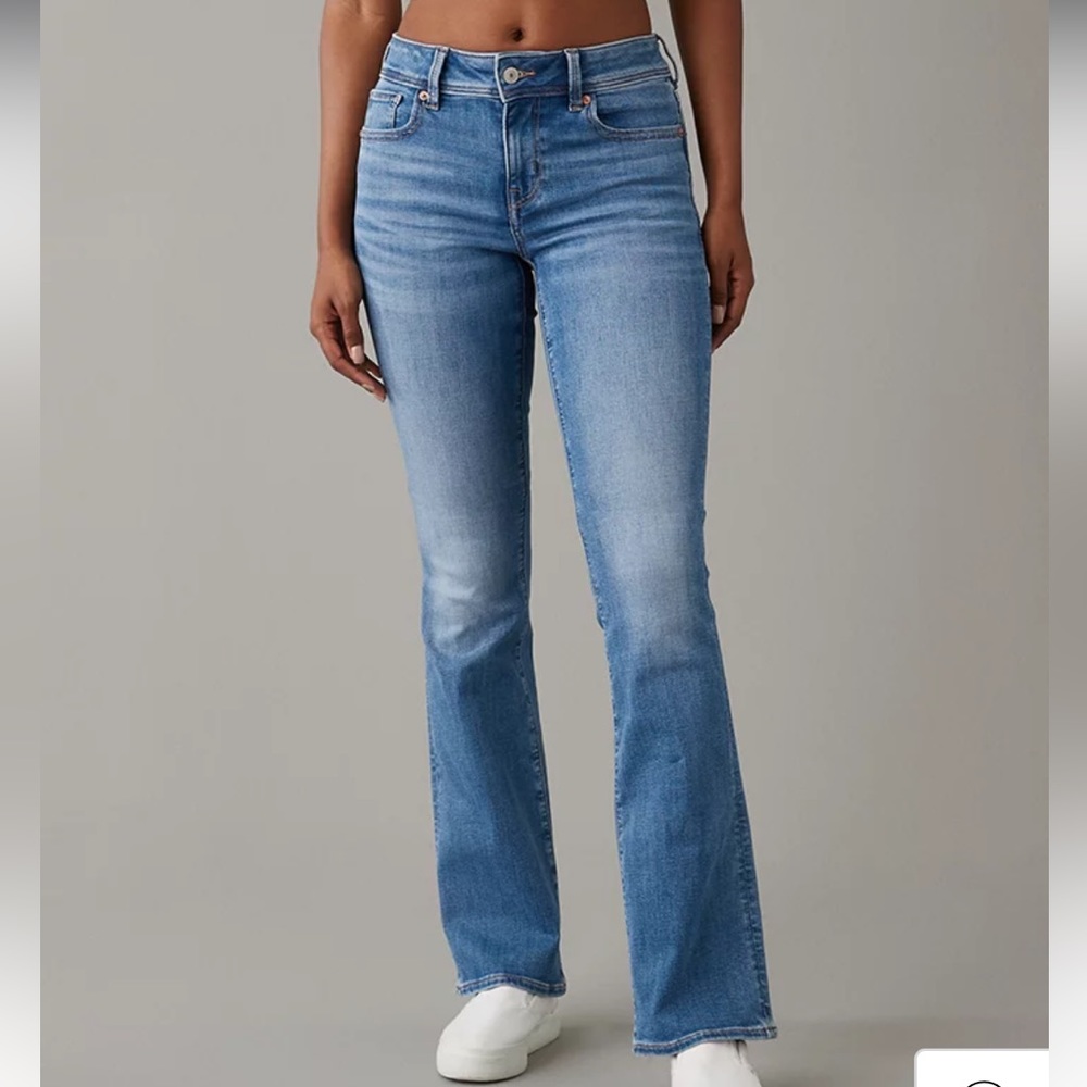 NWT Kick Boot Low Rise AE Jeans